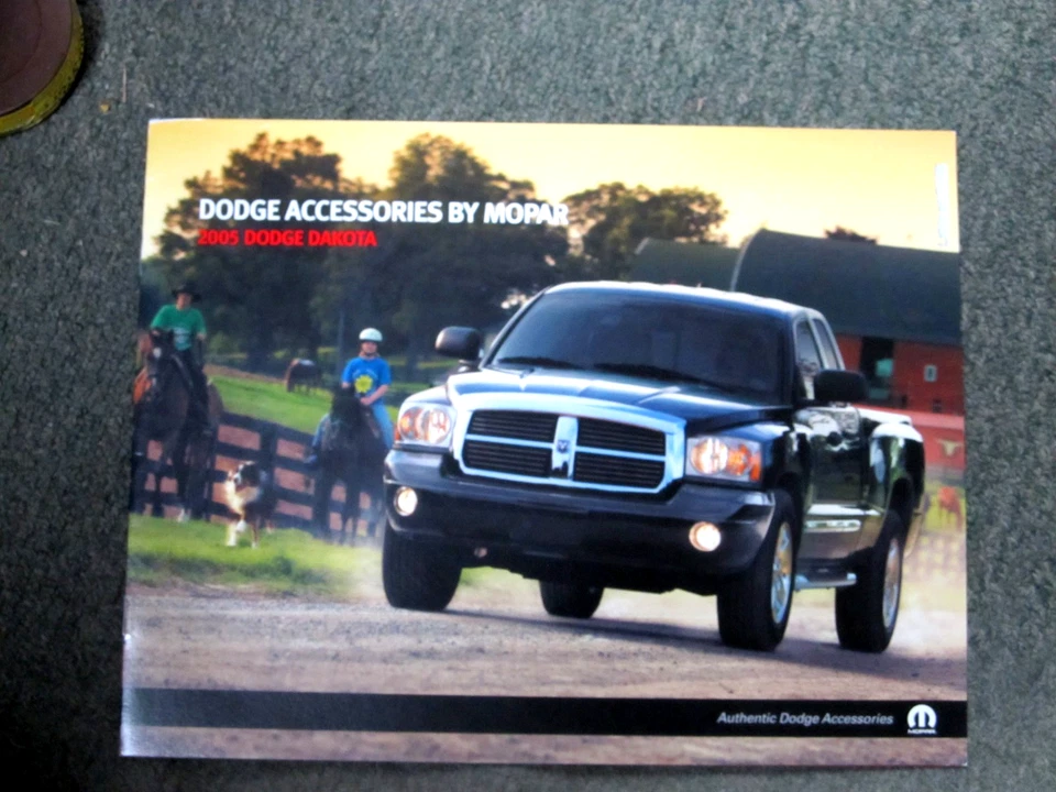 Dodge Dakota 2005 accesorios de Mopar distribuidor sala de exposición folleto de ventas catálogo  Foto 1 de 1