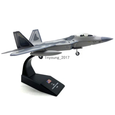 1:100 Scale Lockheed Martin F-22 Raptor 2005 US Aircraft Fighter Diecast Model - Image 1 of 4