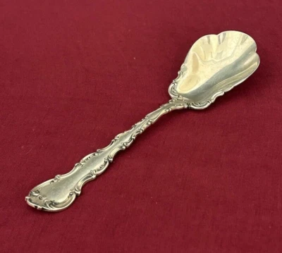 Gorham Estrasburgo Cuchara de Azúcar Esterlina Sin Mono Foto 1 de 4