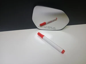 OEM Toyota Right Passenger Side Mirror Glass (87902-06160)  - Bild 1 von 14