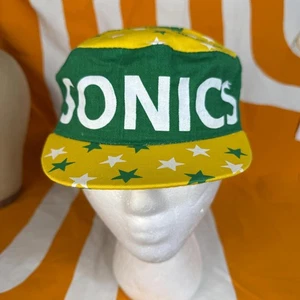 Neu mit Etikett DS Seattle Supersonics Jugend Pillbox Maler AOP Hut - Bild 1 von 10