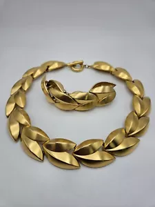 Vintage Givenchy Haute Couture Satin Gold Tone Leaf Link Necklace Bracelet - Picture 1 of 18