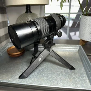 Nikon NIKKOR 1:4.5 Teleskopobjektiv mit Ultrapod II 2 Stativ Made in Japan - Bild 1 von 12