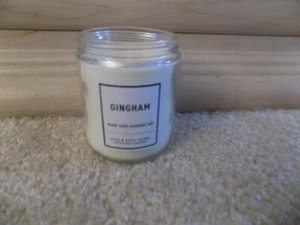 Bath and Body "Gingham" single wick candle 7 oz - Picture 1 of 1