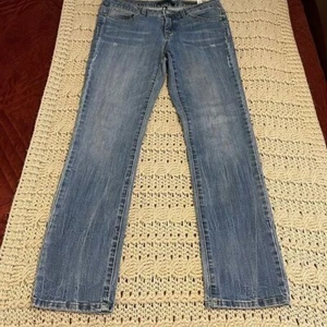 Code Bleu Women’s sz 8A Jeans Maya Straight leg light wash, distressed, preowned - Picture 1 of 13