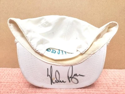 De Colección Nolan Ryan Sombrero AUTOGRAFIADO Sombrero Personal de DiMag con Alfileres "DiMag" ESTADO Foto 1 de 4