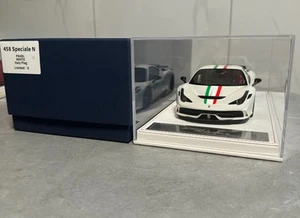 1/18 MW 458speciale novitec Pearl white Italian flag latte/Italian flag interior - Picture 1 of 8