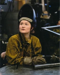 Emma Kenney - Color Glossy Signed Photograph - Bild 1 von 1