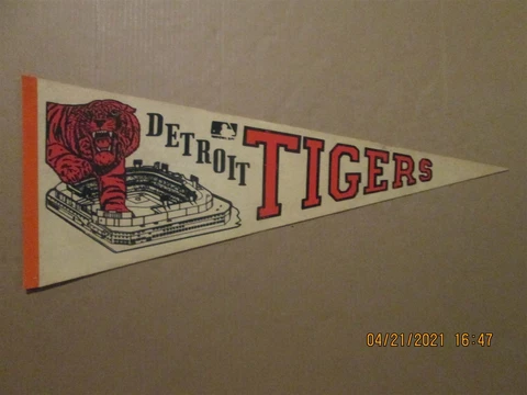 MLB Detroit Tigers Vintage Style #2 TIGER STADIUM 1969 Logo Baseball Pennant Cover
