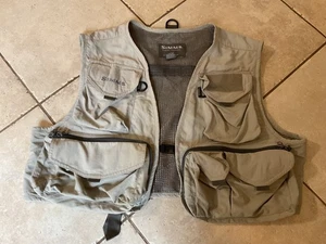 SIMMS Guide Fishing Vest size Large - Picture 1 of 9