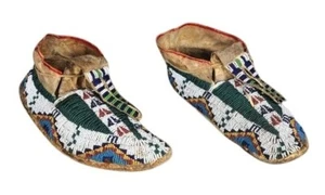 Native American Style Leather Handmade Beaded Moccasins Powwow Regalia MCN710 - Picture 1 of 3