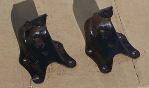 87 - 96 FORD F250 97 F350 REAR AXLE LEAF SPRING REAR MOUNTING BRACKETS PAIR OEM - Picture 1 of 4