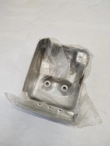 Shindaiwa OEM 62809-15381 Muffler Cover NOS - Picture 1 of 5