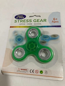 Stress Gear Green Hand Spinner Fidget Giocattolo Ansia Stress Sollievo Focus TriSpinner - Foto 1 di 2