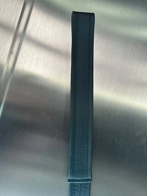 Correa de tirador de puerta de cuero negro DMC DeLorean Foto 1 de 4