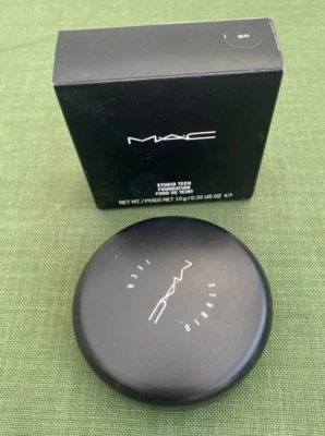 MAC Blot Make-Up Foundation Light NEU - Bild 1 von 4