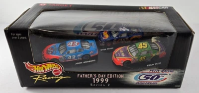 Hot Wheels Petty Racing 1999 3 coches edición del día del padre NASCAR 1/64 diecast Foto 1 de 4