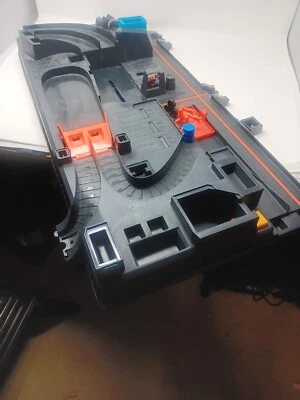 Hot Wheels Ultimate Garage Shark Attack FTB69 Replacement Base - Image 1 of 4