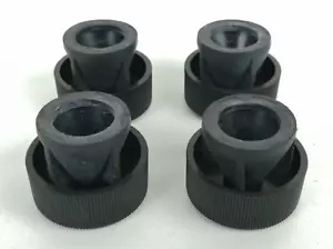 LENCO L-133 - SET - 4 PIEDINI - DIAMETRO = 4 CM - ALTEZZA = 3 CM - Foto 1 di 3