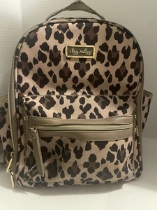 ¡Nuevo lanzamiento!  "Mini bolsa de pañales Itzy Ritzy leopardo mochila 16""x 9""x 6" - Imagen 1 de 18
