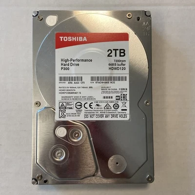 Disco duro SATA TOSHIBA P300 2TB alto rendimiento - HDWD120, 3,5" HDKPC09AMA01 Foto 1 de 2