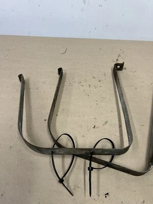 2004 Yamaha Rhino 660 4x4 Fuel Tank Straps 5UG-F4157-00-00 B695 Foto 1 de 3