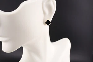 Timeless Jewelry Women's 14K Gold Clover Mini Black Stud Earrings Screw Post - Picture 1 of 9