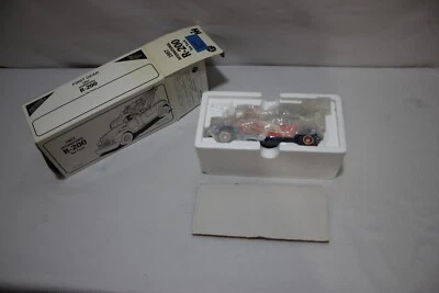 1st Gear 1957 International R-200 Texaco Tow Truck Diecast 1:34 Scale First Gear - Image 1 of 4