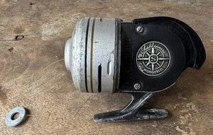 VINTAGE SHAKESPEARE Model #1767 II DH CASTING FISHING REEL - Picture 1 of 4
