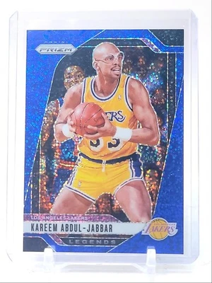 КАРИМ АБДУЛ-ДЖАББАР 2024-25 PANINI PRIZM ЛЕГЕНДЫ СИНИЙ БЛЕСК SP /144 Q4308 - Изображение 1 из 2