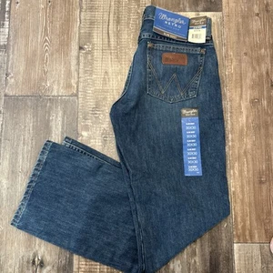 NWT Wrangler Men's Retro Slim Boot Cut Dark Wash Jean NEW 30X 30 - Picture 1 of 6