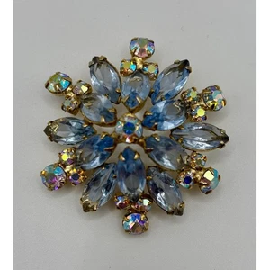 Vintage Blue Rhinestone Snowflake Brooch Pin Aurora Borealis AB Crystals - Picture 1 of 7