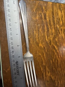 ALLURE 1939 Dinner Fork by WM ROGERS MFG CO - Picture 1 of 6