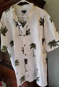 Blanc du Nil Mens Shirt Size 3X XXX Short Sleeve Palm Trees Tropical France EUC - Picture 1 of 11