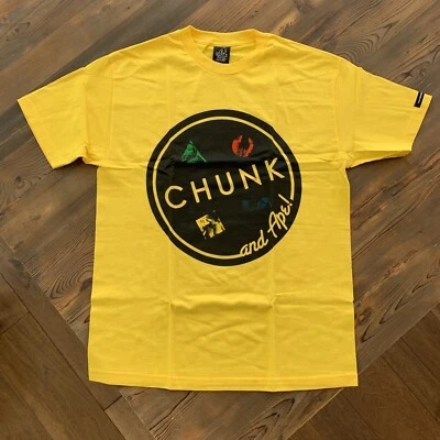 Camiseta Rara Vintage Masculina Chunk and Ape 'Real Sons' Amarela '08 Autêntica Era $45 - Imagem 1 de 4