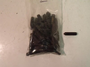 (52) 38-16 x 1-1/2 Long Cone Point Set Screws - Imagen 1 de 2