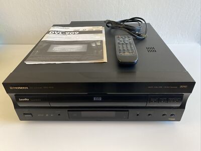 Pioneer CLD-V2600 Player Pioneer CLD-V2600 Laserdisc Player With