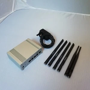 Teltonika RUTX14 4G+ LTE Cat12 WiFi Router with Antennas w/ Power - Used Grade A - Picture 1 of 7