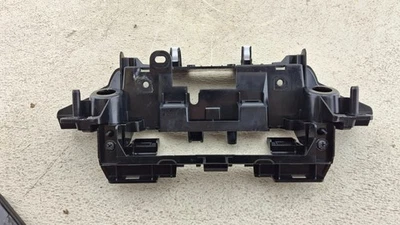 Mazda Cx-5 2017-2024 receptor de radio interfaz bisel de ajuste OEM Foto 1 de 4