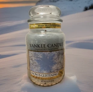 Yankee Candle Snow is Glistening etiqueta clásica grande 22 oz copos de nieve en vidrio - Imagen 1 de 9