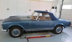 NOREV 1:18 Mercedes 230 SL (1963) blue metallic - Bild 1 von 1