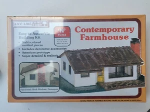 Lifelike Contemporary Farmhouse N Scale # 7414 Model Railroad New Sealed - Picture 1 of 2