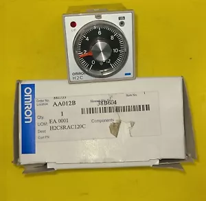 Omron H2C-8R Timer motore dimensione 1/16 DIN UPC 4536853493325 - Foto 1 di 2