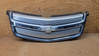 Parachoques delantero Chevrolet Volt 2011 2012 2013 2014 2015 parrilla superior con emblema OEM  Foto 1 de 4