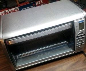 Black+Decker Countertop Convection Toaster Oven, 8 One-touch Cooking Functions - Picture 1 of 7