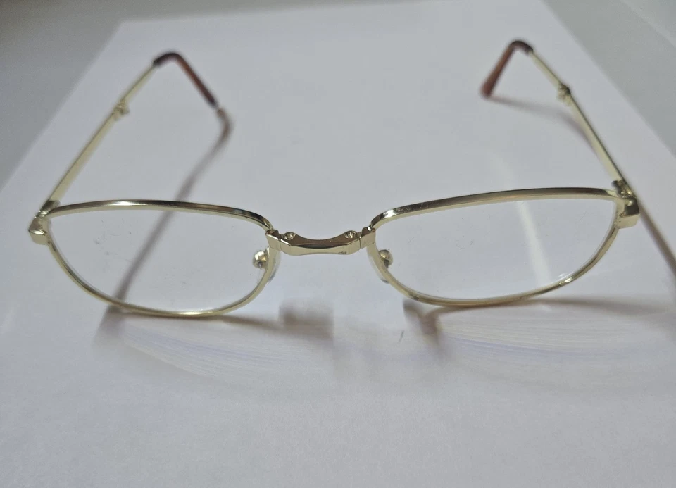 Gafas plegables vintage +125 chapadas en oro con estuche con cremallera Foto 1 de 4