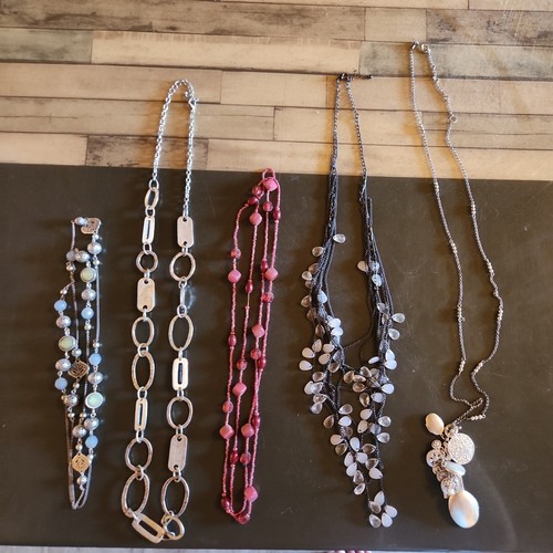 VETEMENTS Collane lunghe