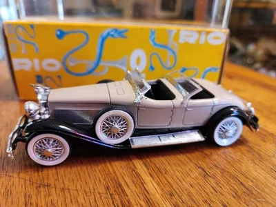 Coche fundido a presión RIO 1934 Duesenberg Torpedo Phaeton escala 1:43 46 con caja Foto 1 de 4