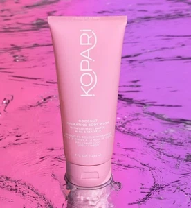 Kopari Lavaggio Corpo Idratante al Cocco con Acqua di Cocco, Aloe e Alghe di Mare - Foto 1 di 2