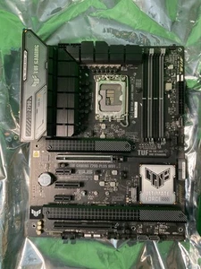 ASUS TUF Gaming Z790 Plus Wi-Fi Socket LGA-1700 Intel Z790 ATX Motherboard - Bild 1 von 3